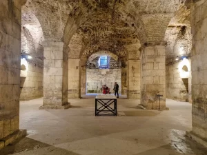 Podrumi dioklecijanove palace photo adria.fun