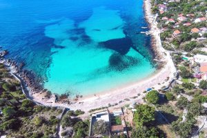 Drvenik drvenik mali beach 1 l